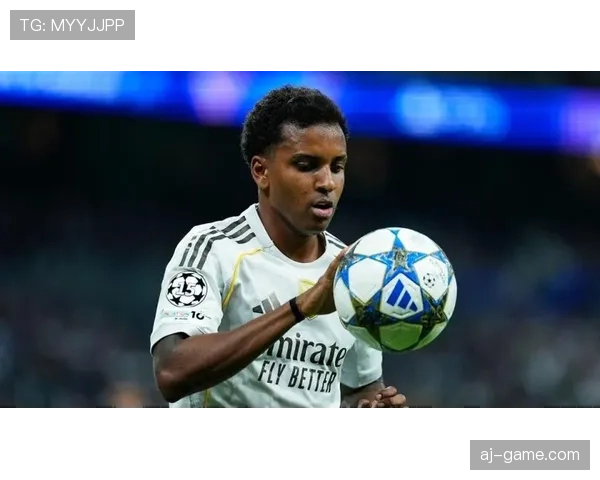 罗德里戈穿新款球鞋助力球队取胜，精彩表现引发热议