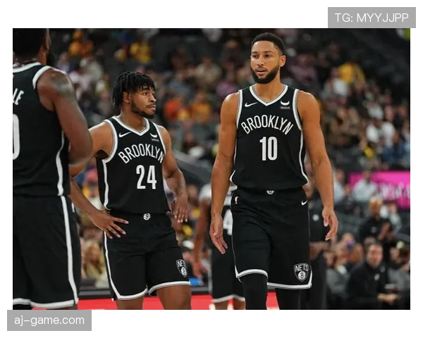 纽伦堡中场组织在新赛季表现出领导力与战术智慧，状态回暖值得关注